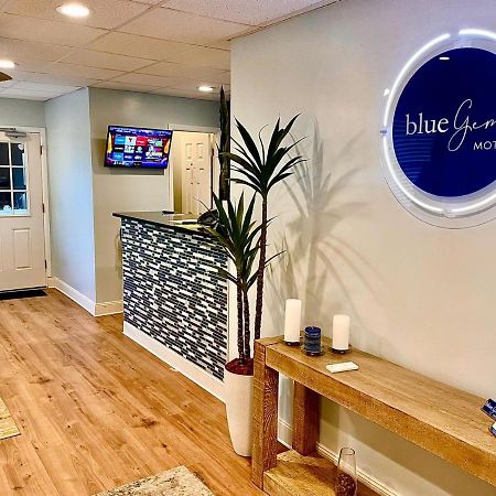 Bluegem Motel Хай Спрингс Екстериор снимка
