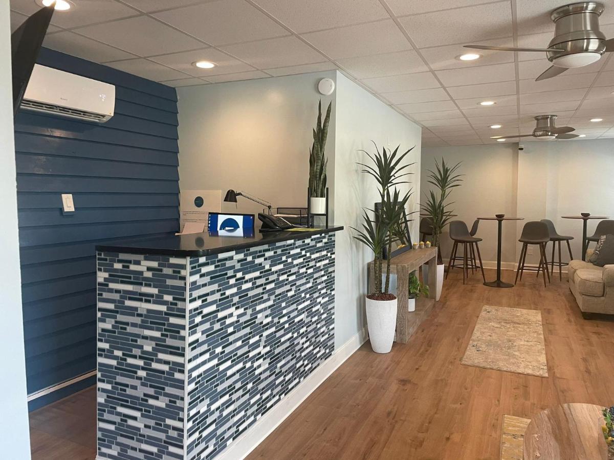 Bluegem Motel Хай Спрингс Екстериор снимка