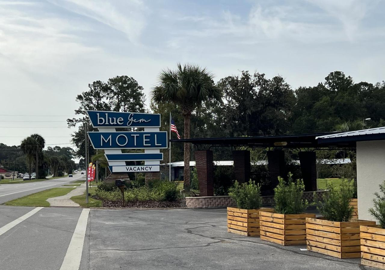 Bluegem Motel Хай Спрингс Екстериор снимка