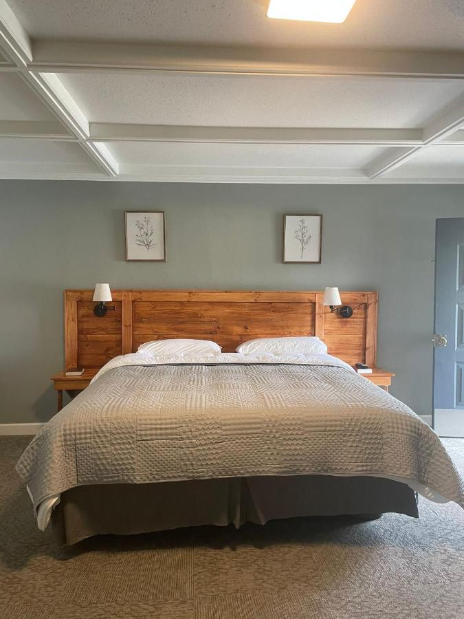 Bluegem Motel Хай Спрингс Екстериор снимка