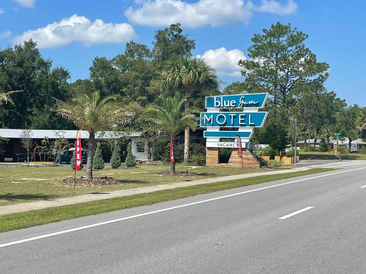 Bluegem Motel Хай Спрингс Екстериор снимка