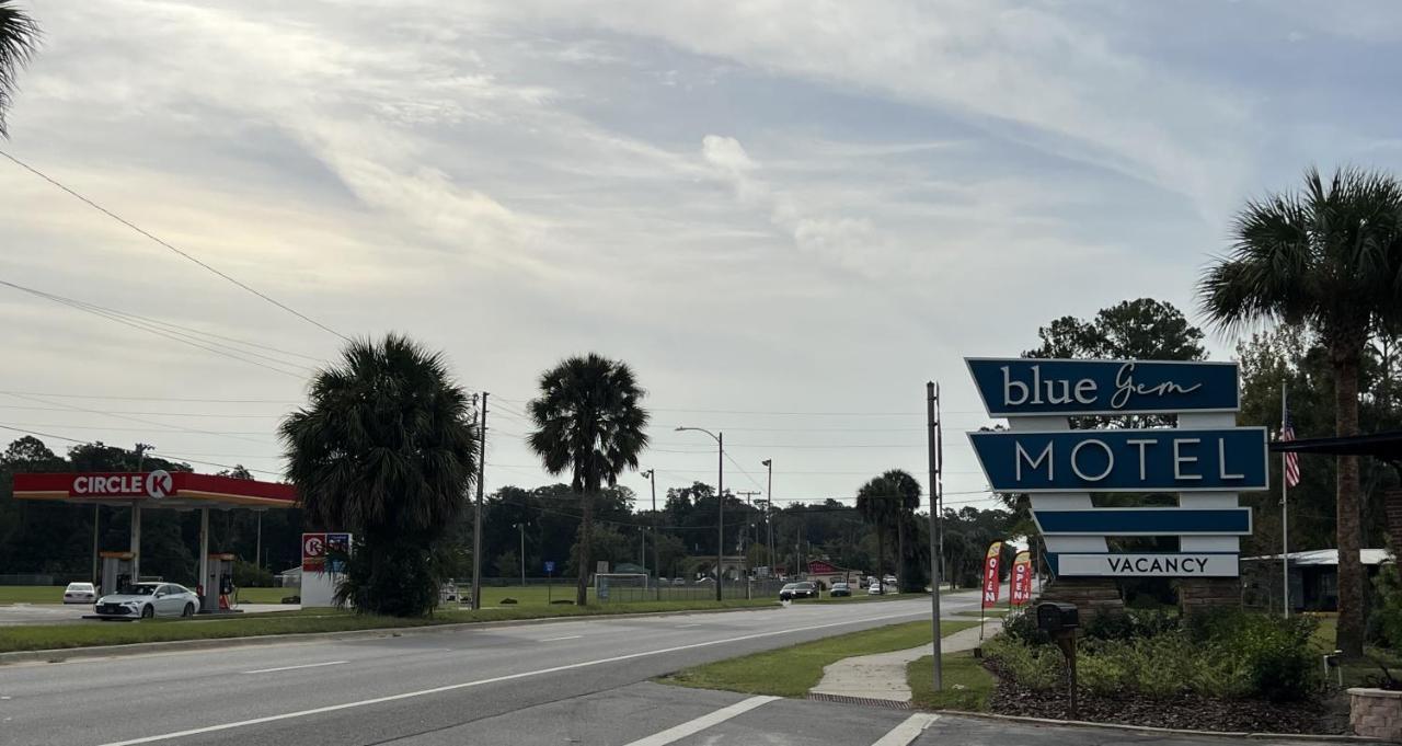 Bluegem Motel Хай Спрингс Екстериор снимка